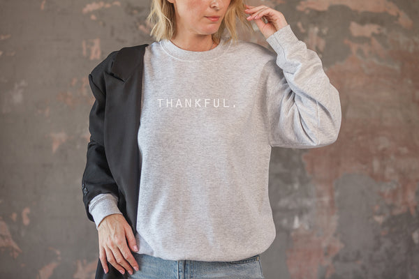 Retro Thankful Sweatshirt, Thankful Shirt, Womens Thanksgiving Sweatshirt, Cute Thanksgiving Shirt, Fall Clothing, Thankful Family Shirts