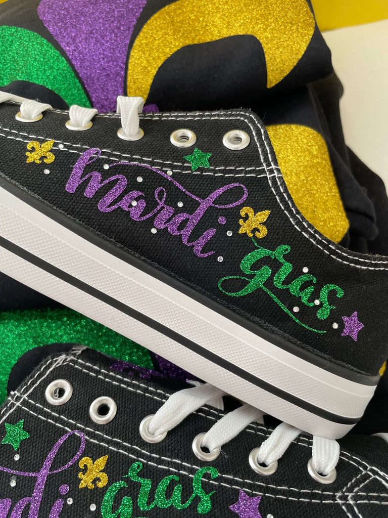 Mardi gras sneakers /Mardi Gras fleur-de-lys Low-Top Sneakers