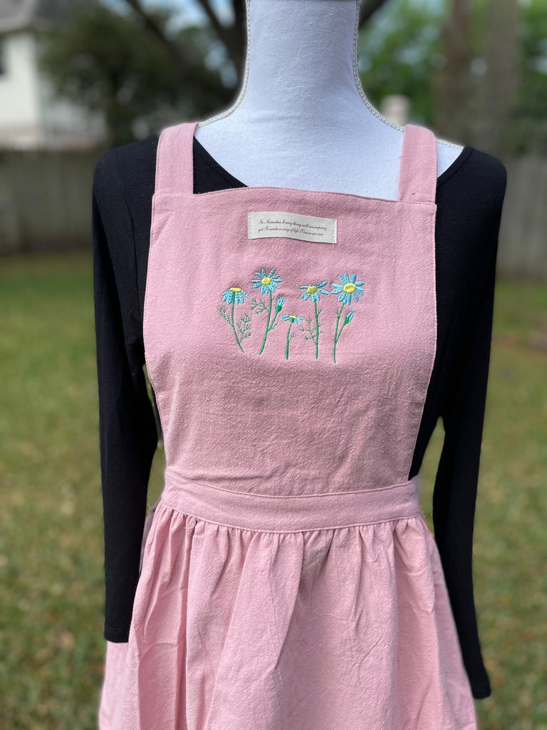 Embroidered Daisy Mama , expecting mother gifts, mom Aprons