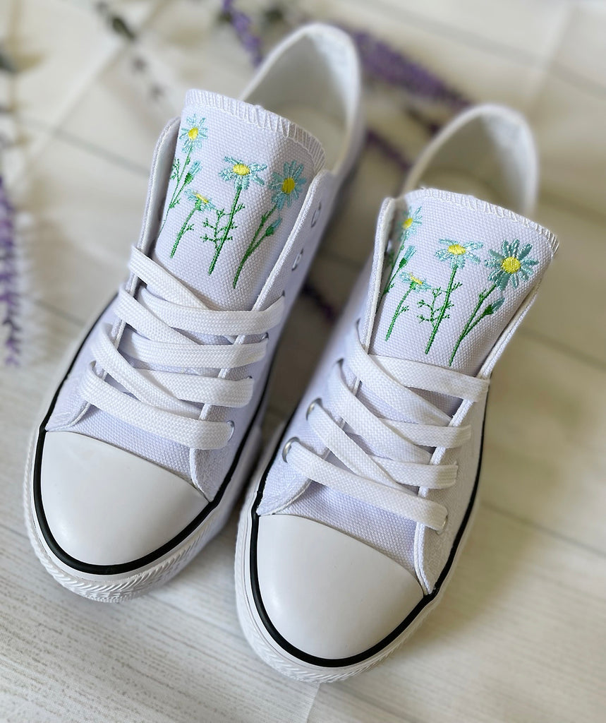 Wildflowers Embroidered Sneakers , Bloom Floral Minimalist Gift For Nature Lovers/Wildflowers shoes/Lavender flowers